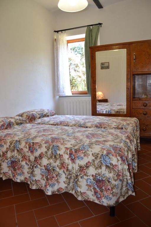 Agriturismo La Querce Rignano sullʼArno Habitación foto