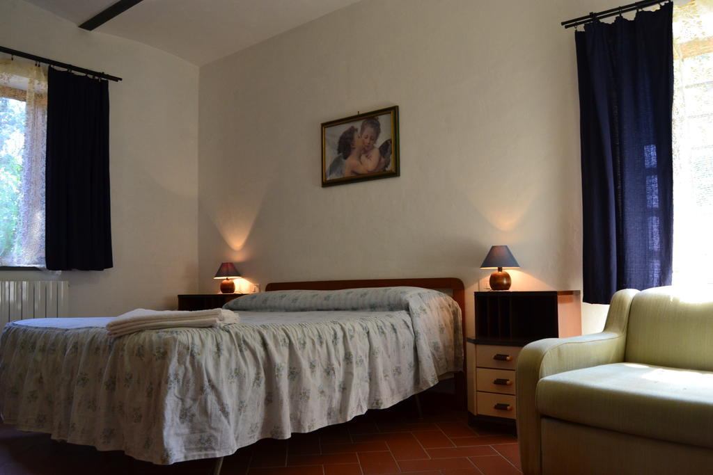 Agriturismo La Querce Rignano sullʼArno Habitación foto